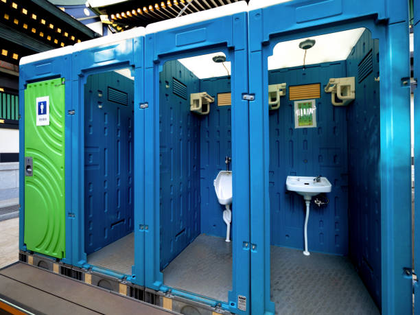 Best Portable restroom trailer rental  in Belleville, MI
